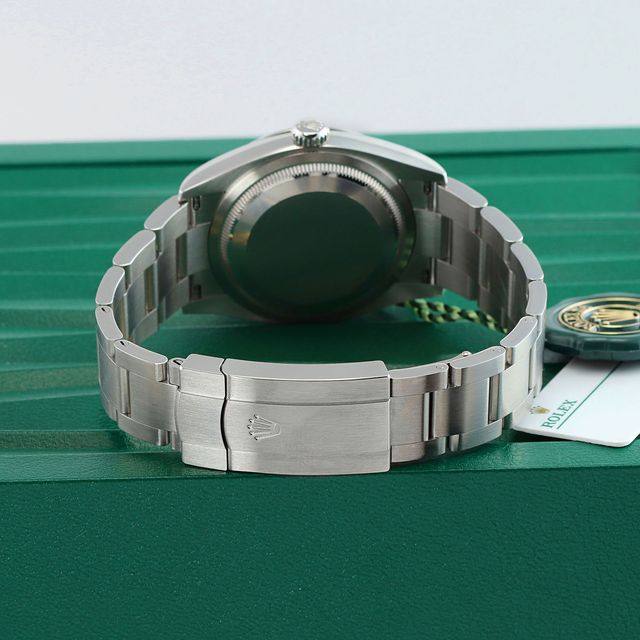 Rolex Oyster Perpetual 126000 Image 7